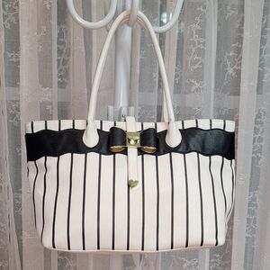BETSY JOHNSON black and white tote. Very good used condition.
